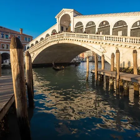Lejlighed Rialto Deluxe Grand Canal View R&r Venedig